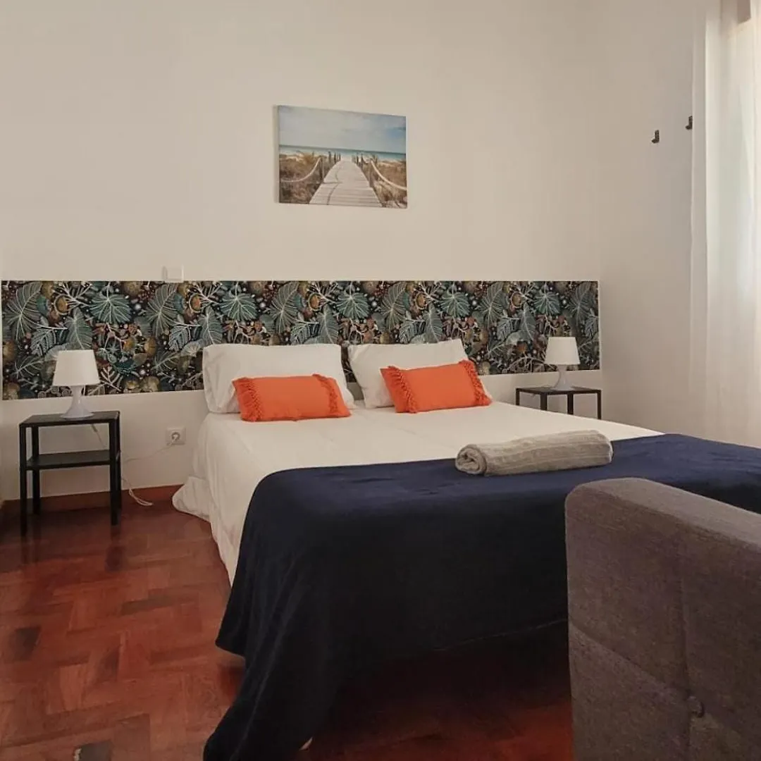 Hostal Albergue Anchor House Albufeira